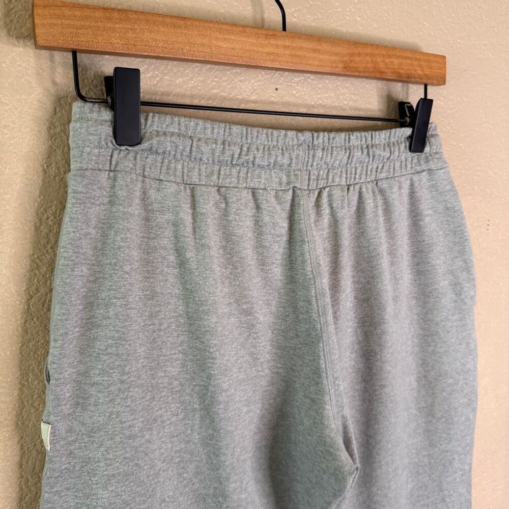 Vuori Womens Jogger Pants Womens XS Heather Gray Performance Ankle Athleisure - Picture 7 of 10